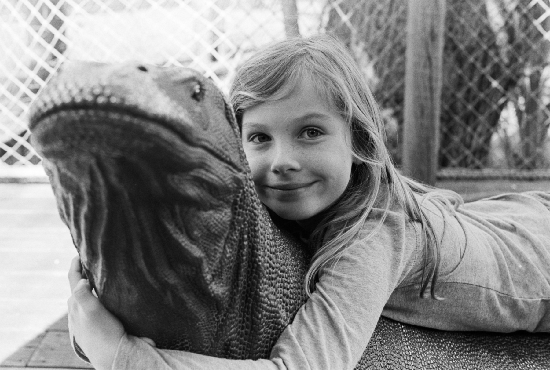 Louise & komodo dragon sm (1 of 1).jpg