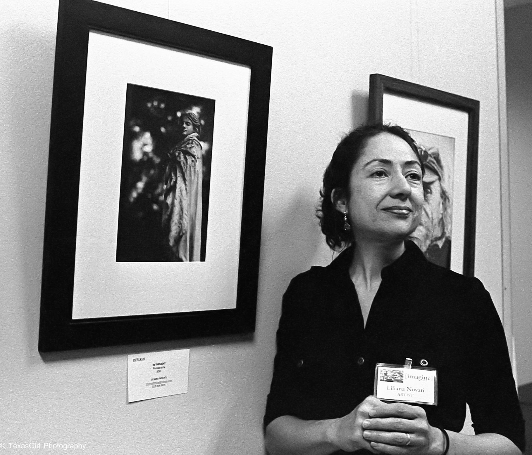 Lili in thought 2-069sm.JPG