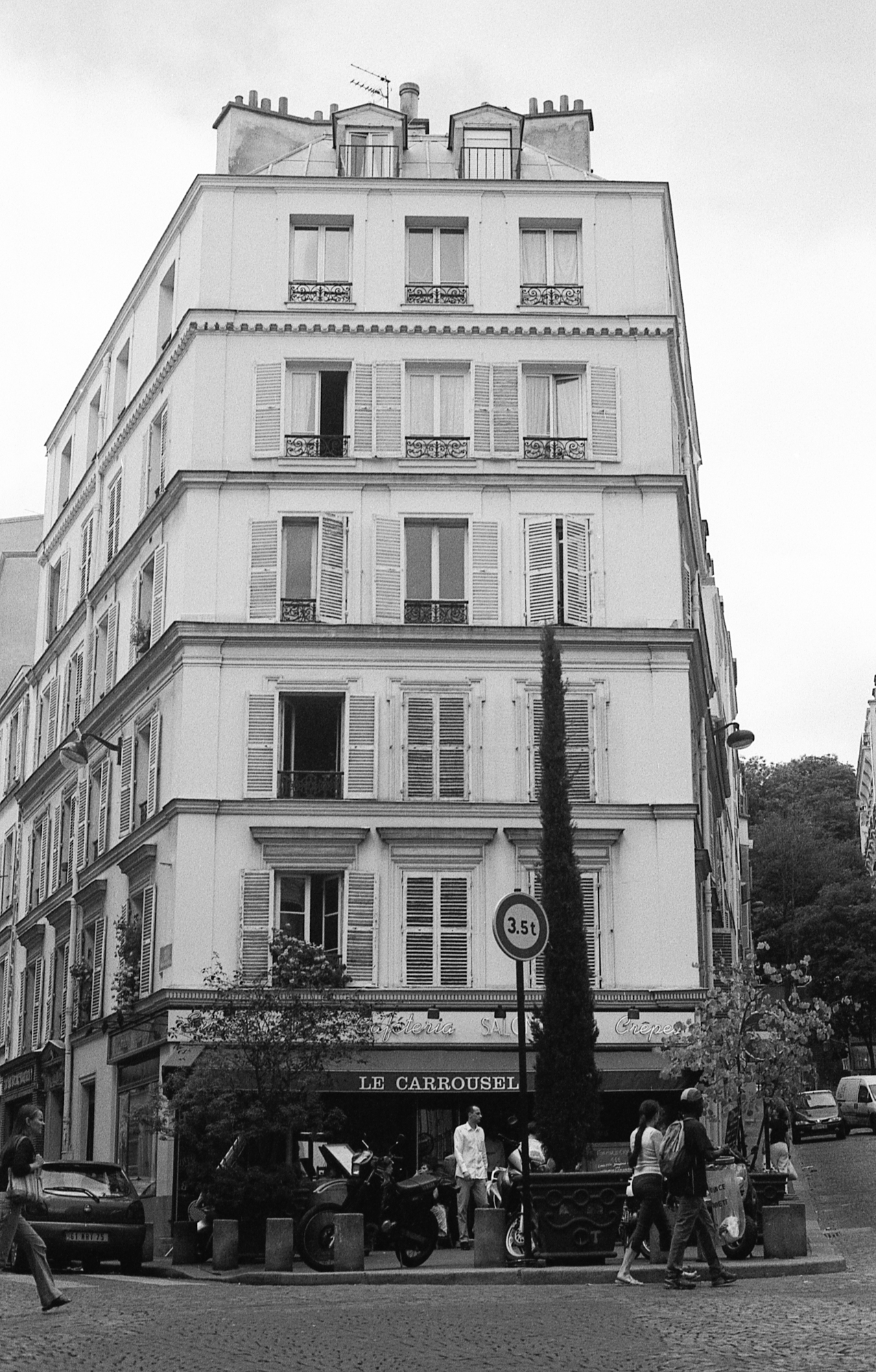 Paris = old (16 of 21).jpg