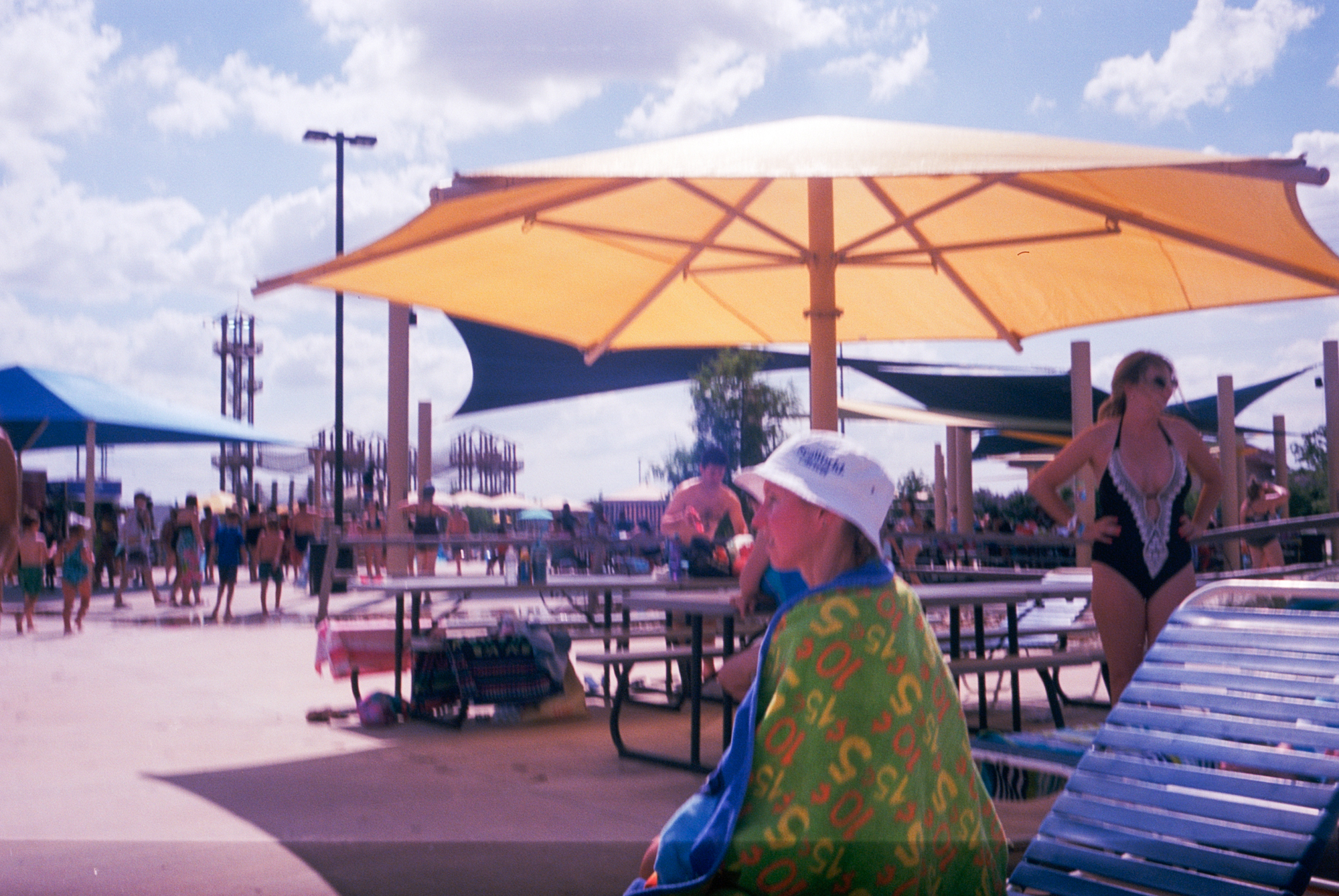 This one and the photo at the very top of this post are 2 I managed to get before the knob broke (although other trouble was clearly afoot)