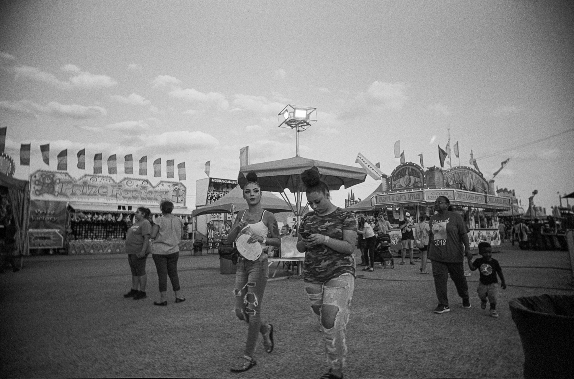 HOT fair 2019 vivitar (4 of 13).jpg