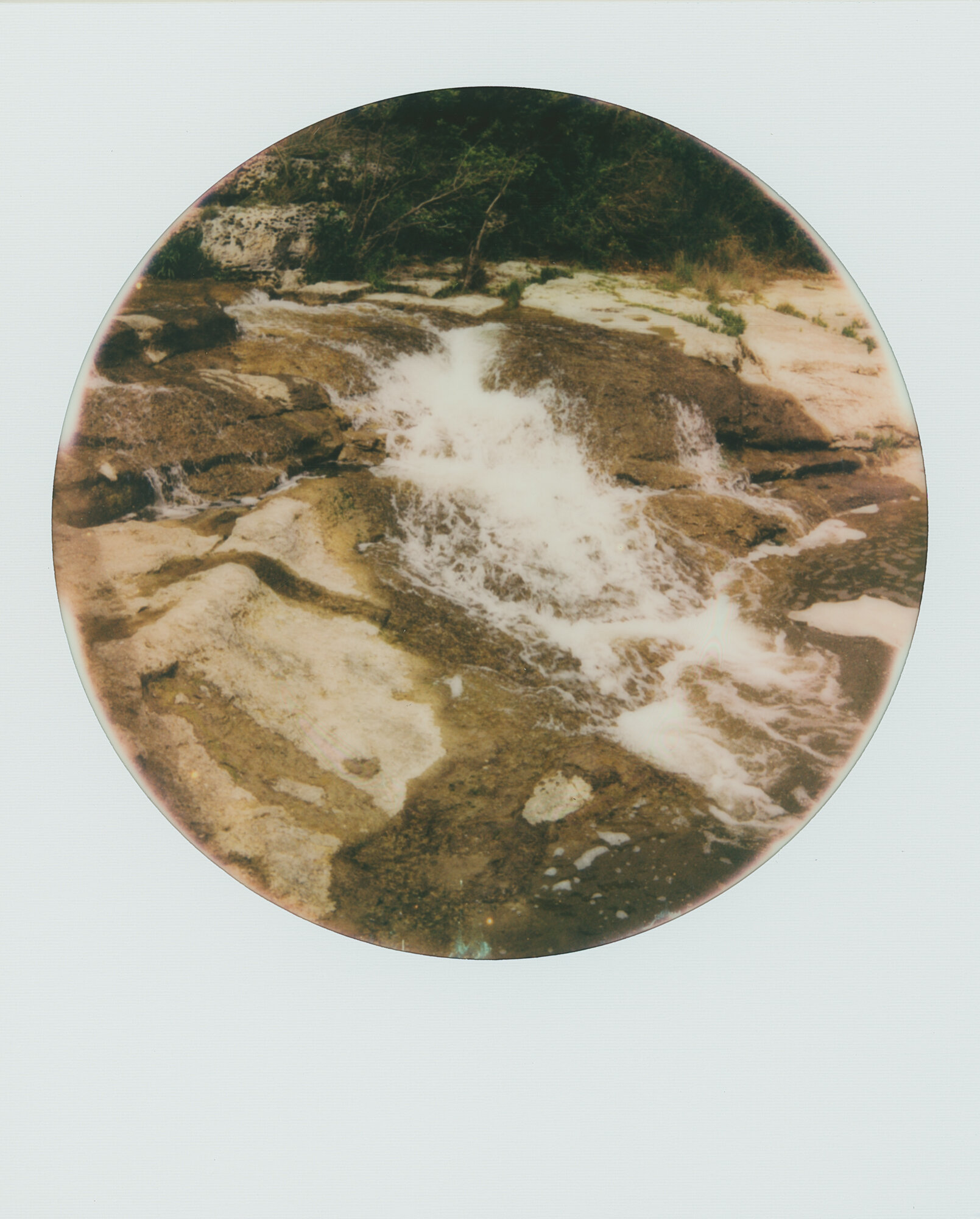 Round Frame 1 (2 of 8).jpg