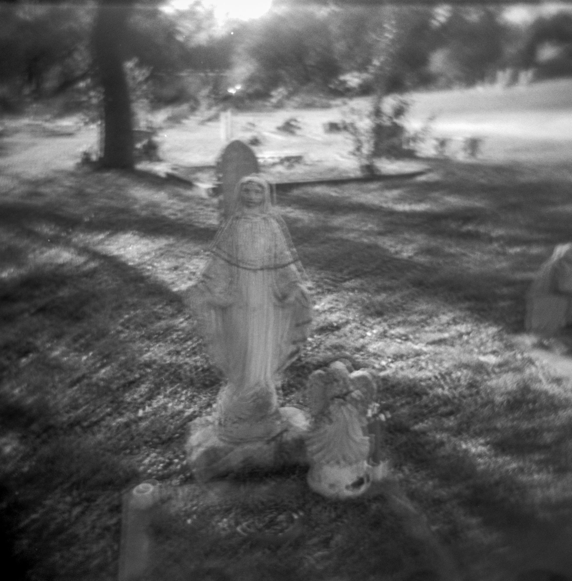 rr cemetery halloween holga (2 of 6).jpg